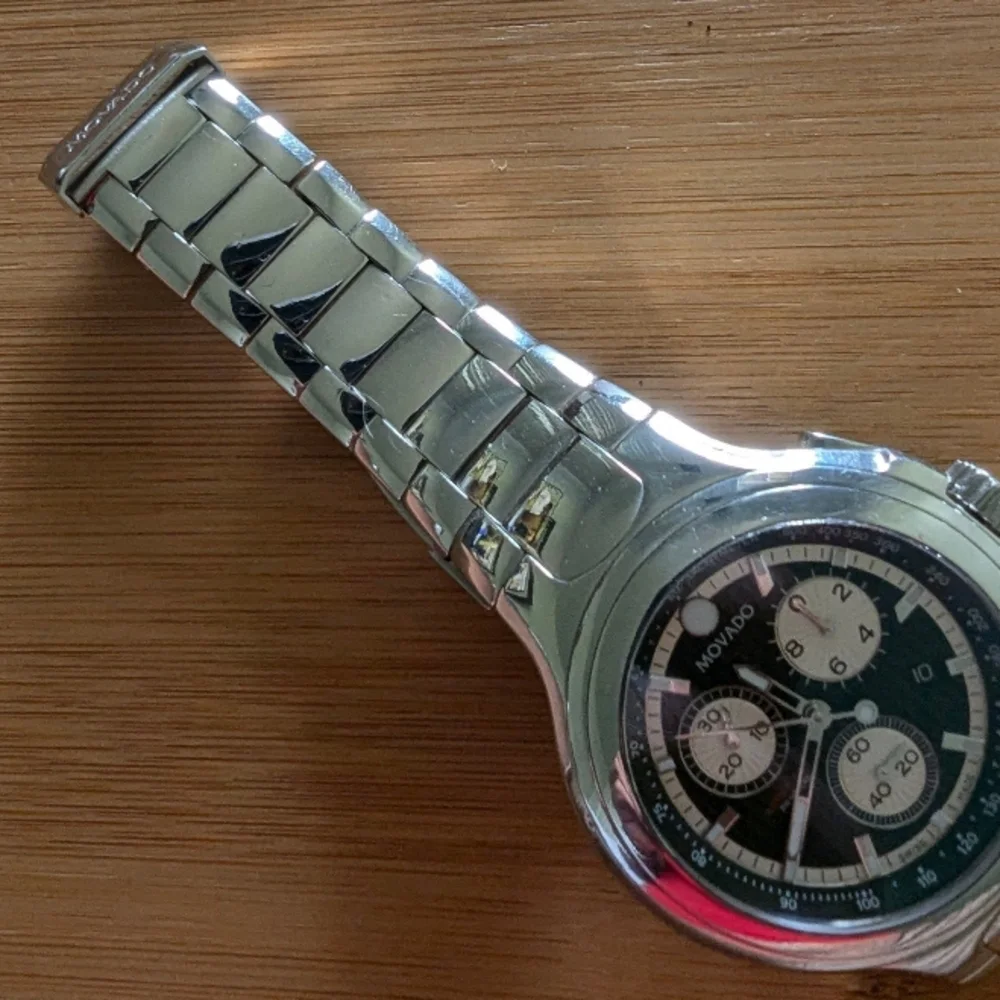 Movado Silver DEREK JETER LIMITED EDITION... CHRONOGRAPH - Picture 4 of 12